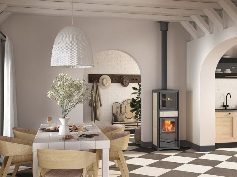 Piec kominkowy La Nordica ROSSELLA PLUS FORNO.165 CERAMICA z piekarnikiem panna
